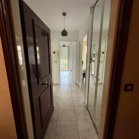 Nostro Casa Μεντόν